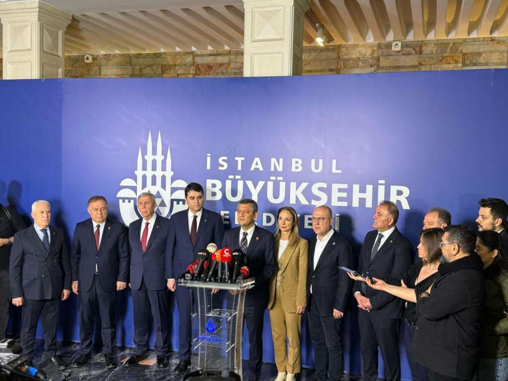 Başkan Bozbey’den İmamoğlu’na destek: Saat vererek duyurdu!