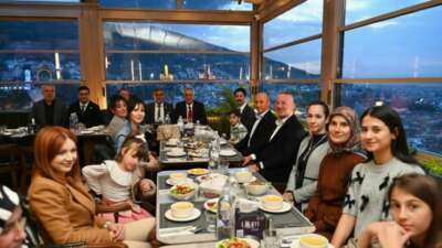 Karacabeyliler Ramazan’ın bereketini paylaştı