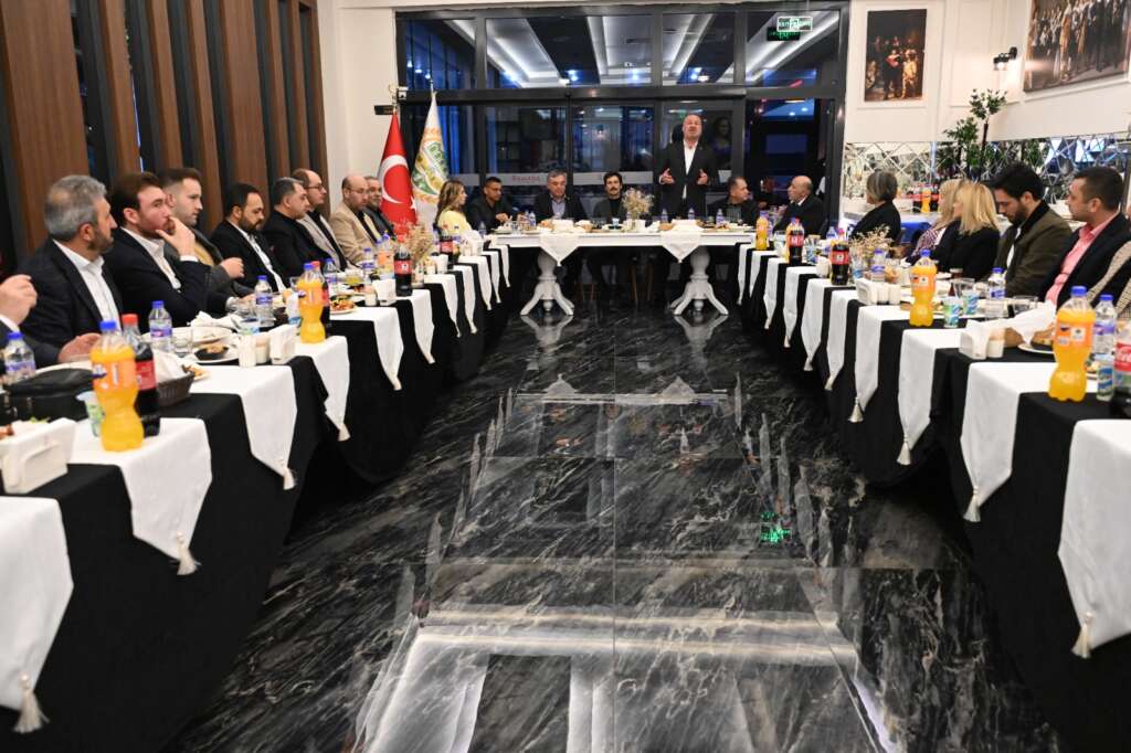 Karacabey Kent Konseyi iftarında birlik, berberlik ve iletişim mesajı