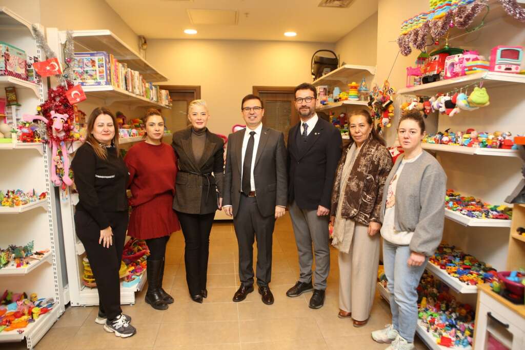 Nilüfer Oyuncak Evi’ne yeni oyuncaklar ulaştı