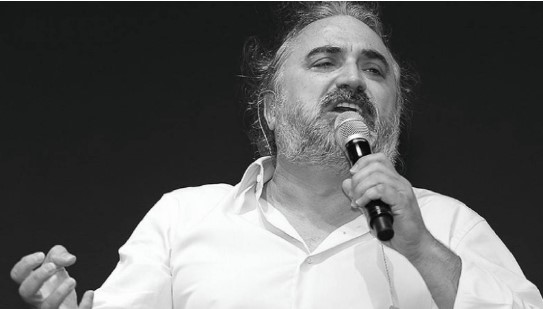 Volkan Konak sahnede hayatını kaybetti!