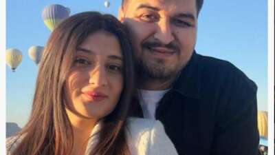 Evlenip düğün hazırlığı yaptığı hemşire eşini satırla öldürdü