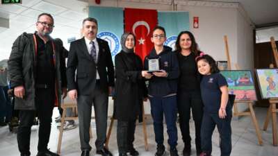 Bursa’da çocuklar hayalindeki parkı resmetti