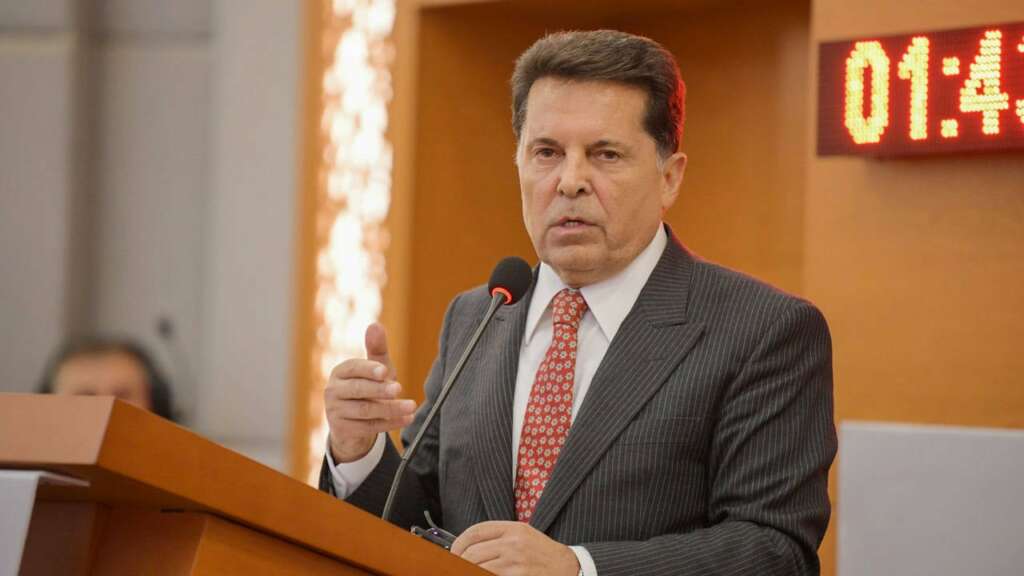 Ahmet Özer hakkındaki iddianame kabul edildi Ahmet Özer hakkındaki iddianame kabul edildi