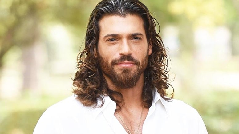 Can Yaman’ın bir ısırıkla cebine koyduğu para şaşkına çevirdi