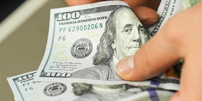 Dolar ve Euro’da yeni zirveler görüldü