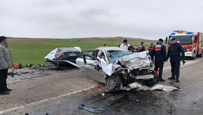 Bayram öncesi katliam gibi kaza: Çok sayıda can kaybı var