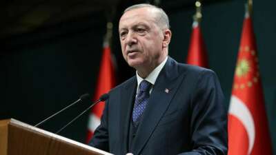 Erdoğan’a 5 ülkenin büyükelçisinden güven mektubu