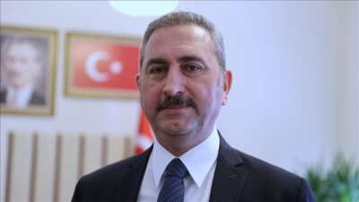 AK Parti Grup Başkanvekili Gül: “Kimse şu mübarek günlerde Müslüman mahallesinde salyangoz satmaya kalkışmasın”