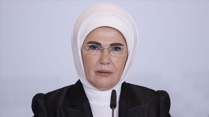 Emine Erdoğan, BM’deki “Sıfır Atık Enstelasyon Sergisi”ni ziyaret etti