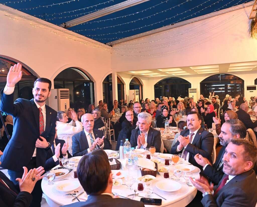 AK Parti Osmangazi Teşkilatı aile iftarında buluştu