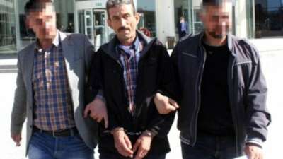 Eşini 20 balta darbesiyle öldüren zanlı Kuşadası’nda yakalandı