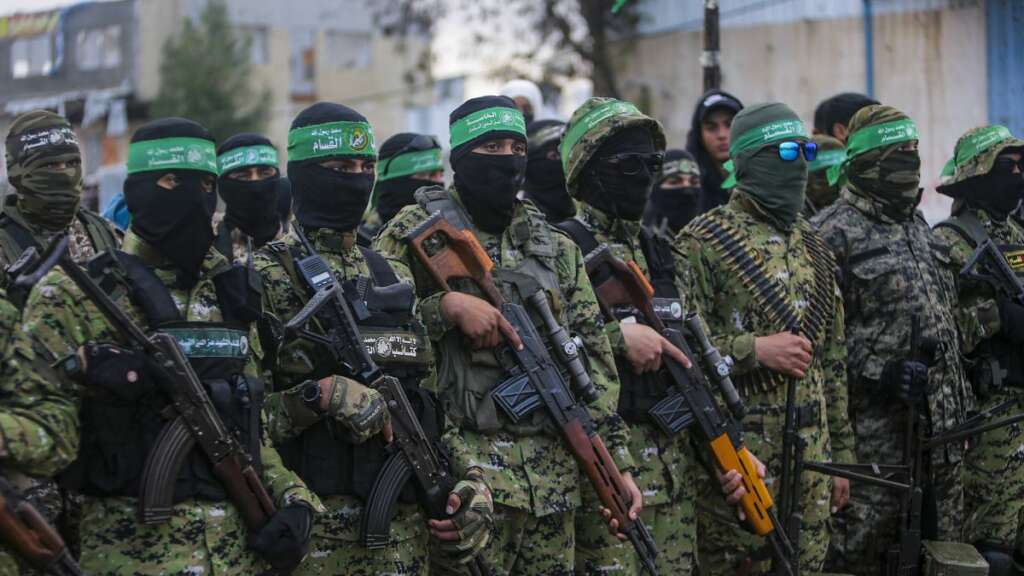 Hamas: “Esirlerin yarısı, İsrail’in ‘tahliye emri’ verdiği bölgelerde bulunuyor”