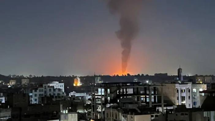 ABD’den Yemen’e saldırı: 4 ölü