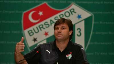 Ertuğrul Sağlam: Bursaspor küllerinden doğdu!