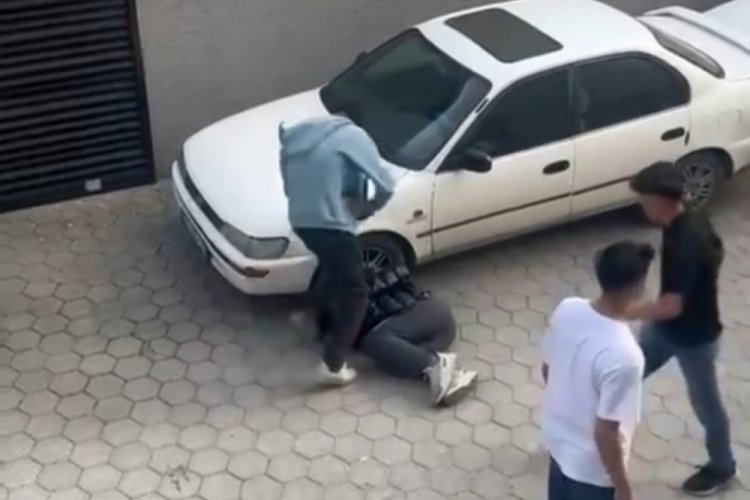 Bursa’da öldüresiye dayak kamerada