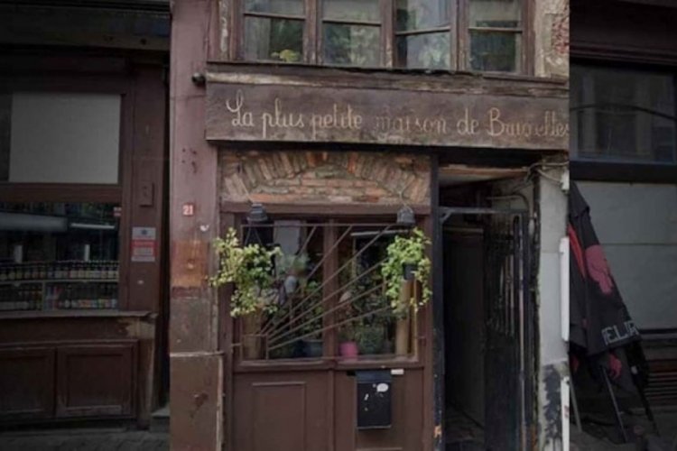 O ülkenin en küçük evi olarak bilinen bu binanın korkunç bir hikayesi var!