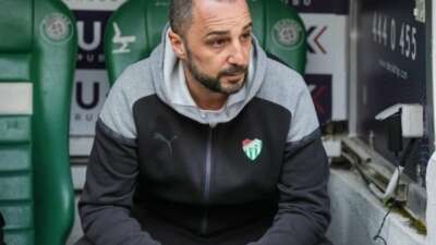 Bursaspor Adem Çağlayan ile devam dedi