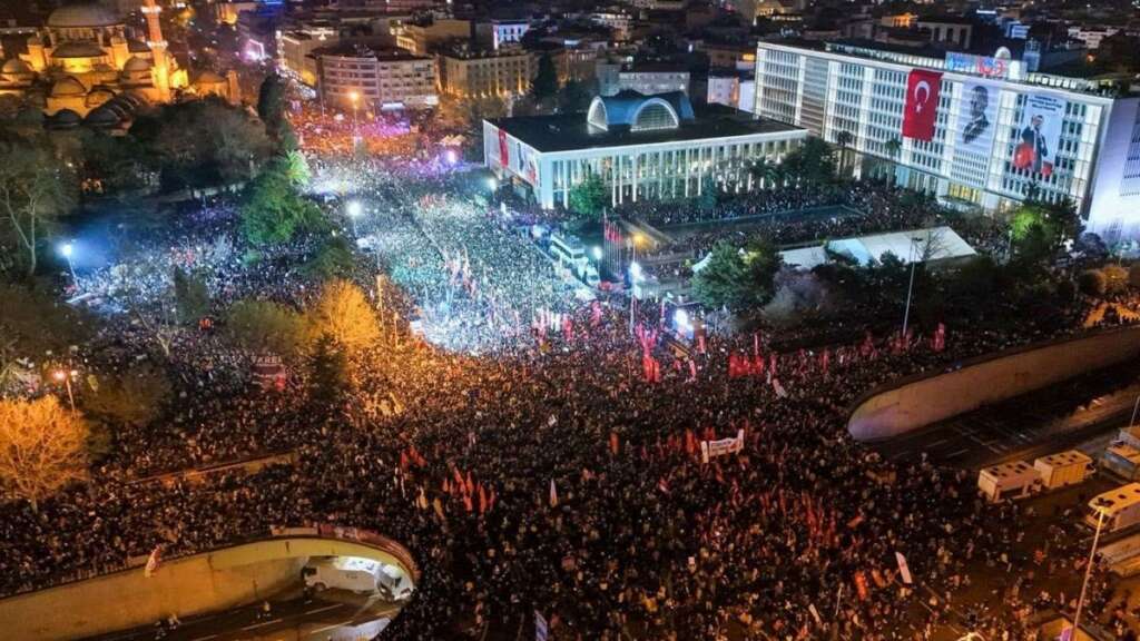 Saraçhane’de 301 genç tutuklanmıştı! Sosyal medyadan duyurdu: “Tahliye yolu açıldı”