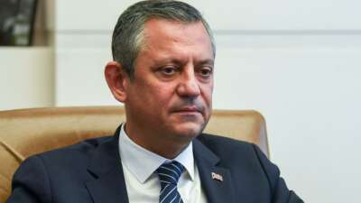 Özel’den Sırrı Süreyya Önder paylaşımı