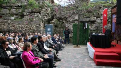 Bursa Büyükşehir’den “Orhan Bey ve Bursa’nın Fethi” söyleşisi