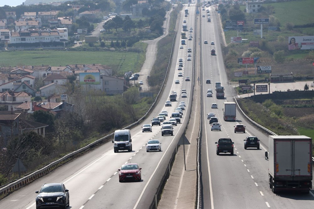 Tatilciler dönüyor: Tekirdağ-İstanbul yolunda son durum