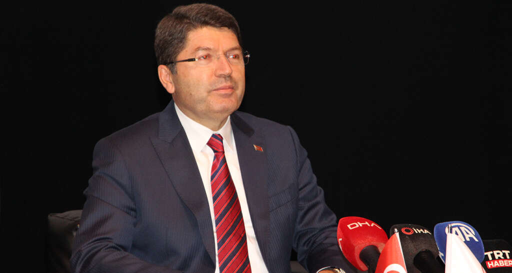 Bakan Tunç: Tutuklular devletimize emanet