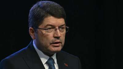 DEM heyetiyle görüşme… Bakan Tunç: Önder’in rahatsızlığı nedeniyle erteledik