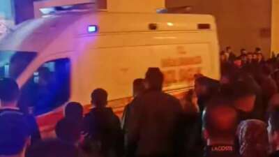 Hakkari’de devrilen kamyonun altında kalan şahıs hayatını kaybetti
