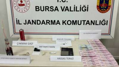 Bursa’da jandarma uyuşturucu imal eden şüphelileri suçüstü yakaladı
