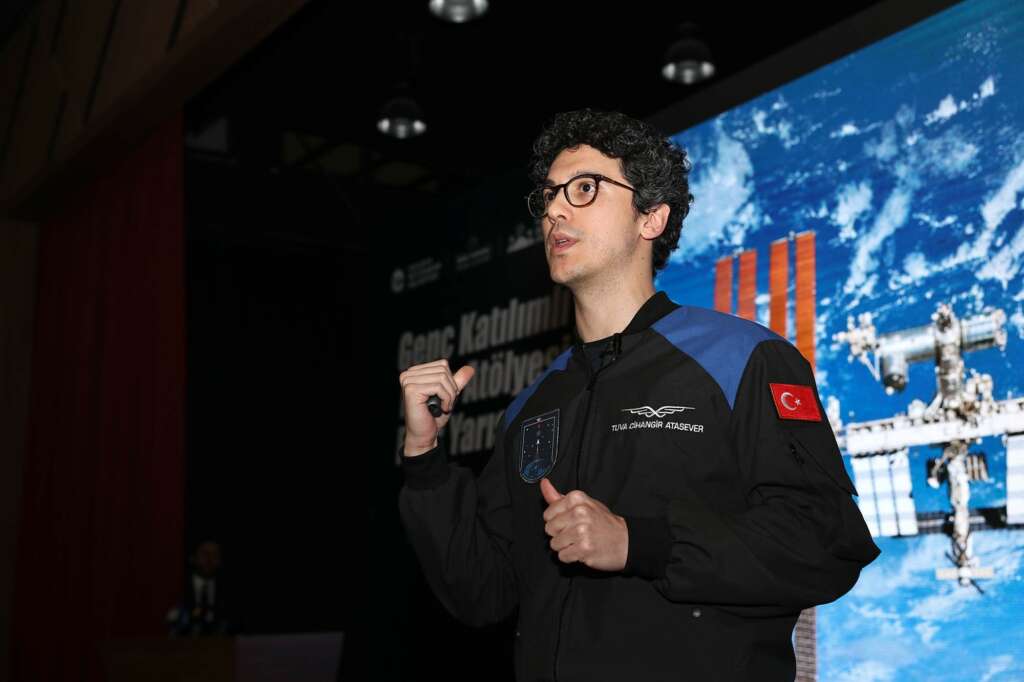 Türk armasıyla uzaya çıkan ikinci astronot Tuva Çilingir Atasever: “Uzaydan dünyayı görmek tarifsizdi”