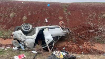 Yoldan çıkan otomobil takla attı: 4 yaralı
