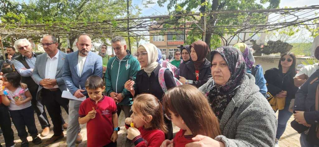 Bursa’da güvenlik önlemlerinin yetersiz olduğu yol mahalleliyi çileden çıkardı