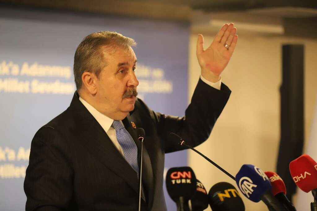 BBP lideri Destici: Depreme, depremden önce hazırlanmalıyız