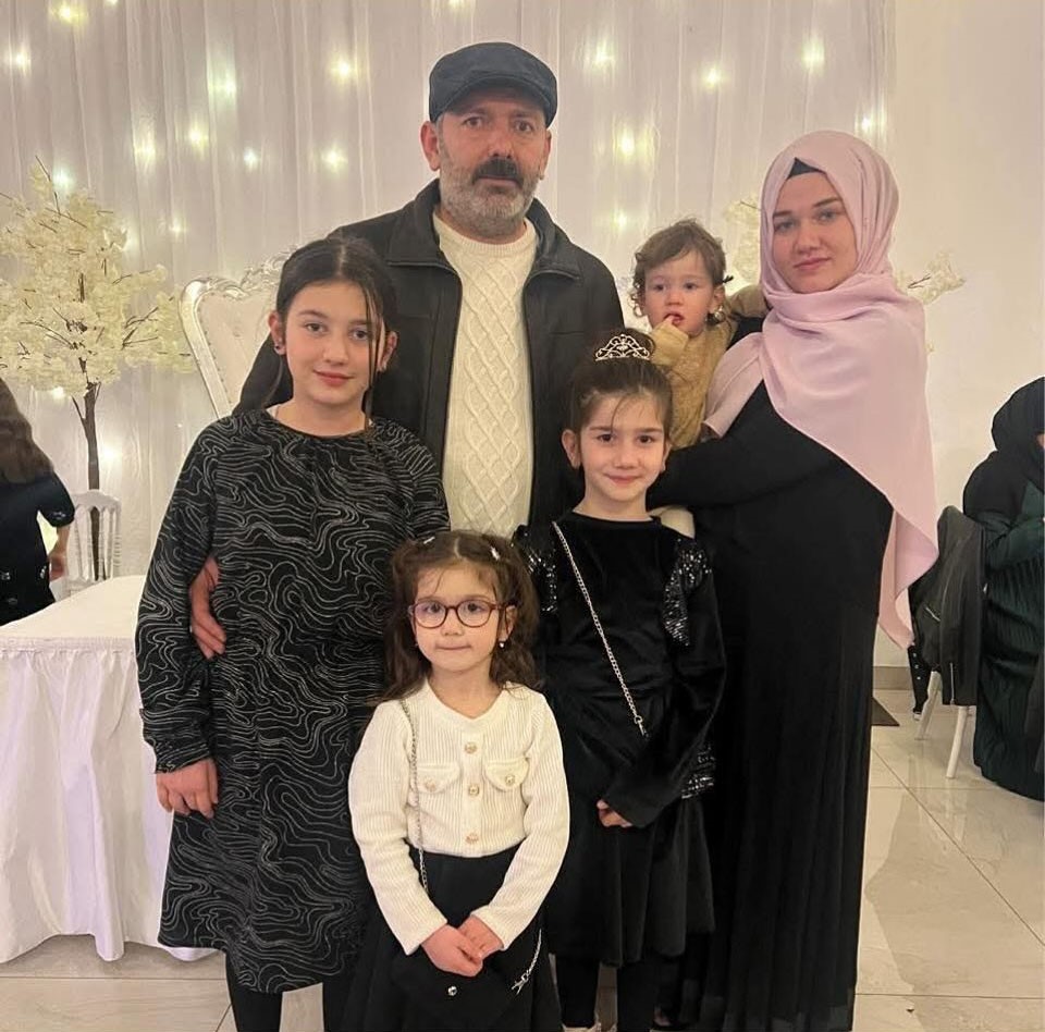 Rizeli ailenin 3 çocuğu Fransa’da yangında hayatını kaybetti Rizeli ailenin 3 çocuğu Fransa’da yangında hayatını kaybetti