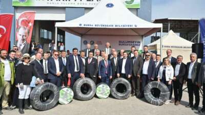 Bursa Büyükşehir’den çiftçiye büyük destek: Üreticiler sulama borularına kavuştu