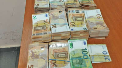 Tırın hava filtresi içine gizlenen 102 bin Euro ile yakalandı