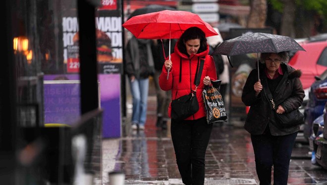 Hava serinliyor: Meteorolojiden sağanak yağış uyarısı