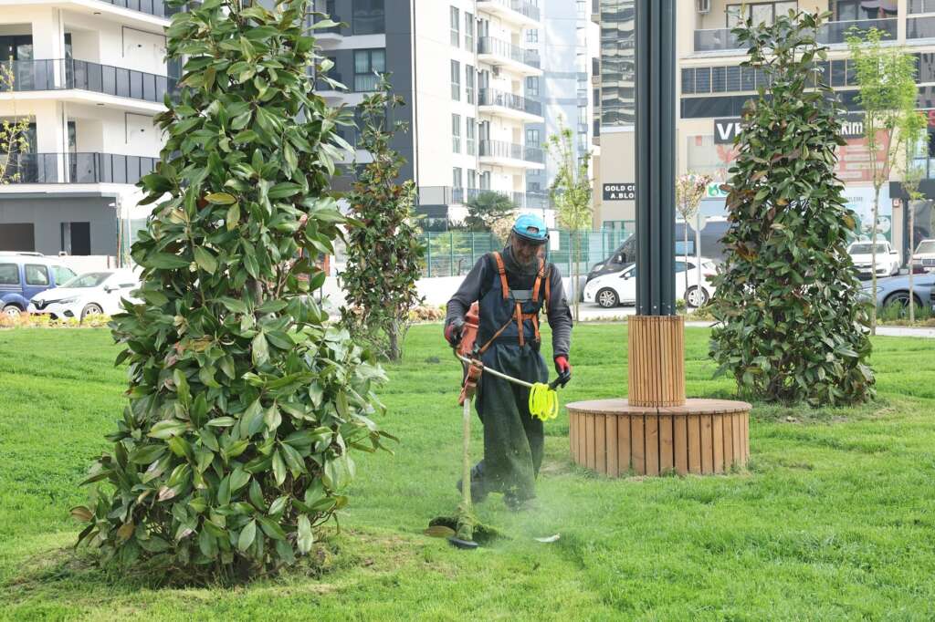 Nilüfer’in parklarında bahar temizliği