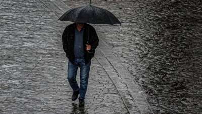 Meteoroloji 20 il için uyardı: Sıcaklık düşüyor, sağanak yağış geliyor