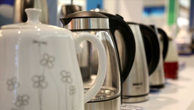 Set üstü ocakta gaz sızıntısı! Çay makinesinde elektrik çarpması
