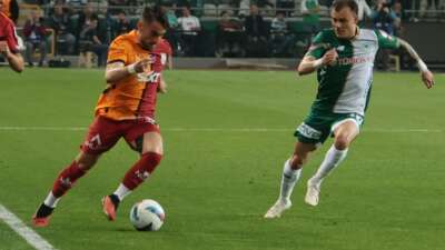 Yunus Akgün, Galatasaray ile 100. maçına çıktı