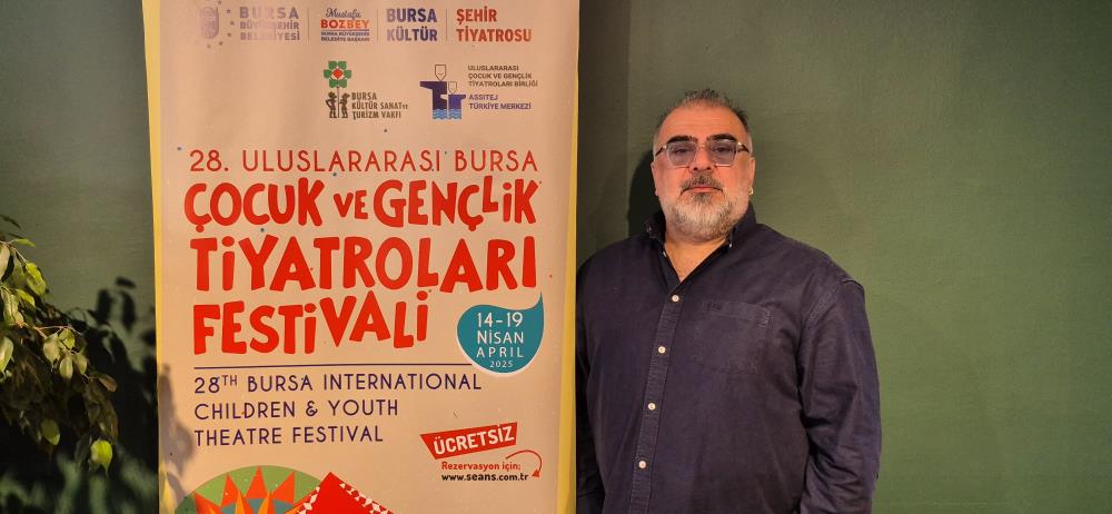 Bursa’da tiyatro şöleni