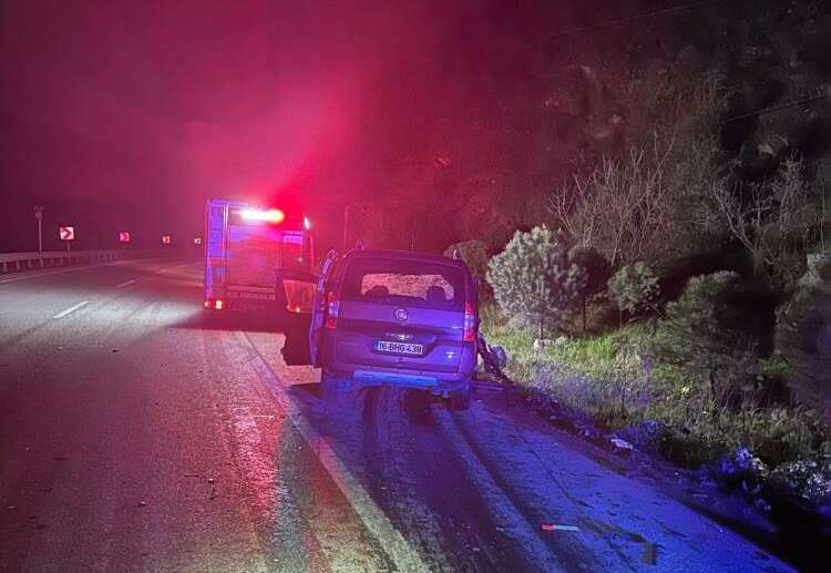 Bursa’da TIR’ın altına girdi… Hız göstergesi 170’te kaldı!
