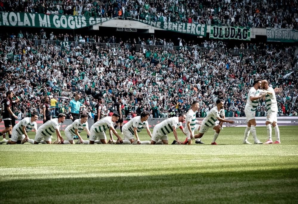 Bursaspor’da kupayı kim kaldıracak? Başkan Çelik o ismi önerdi!