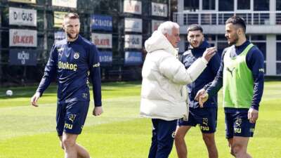 Fenerbahçe, Sivasspor maçının hazırlıklarını sürdürdü