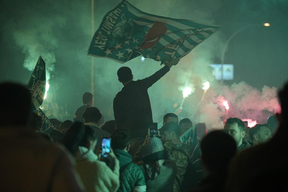 Bursaspor taraftarıyla buluştu