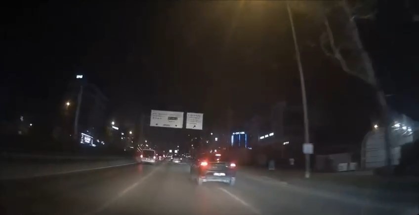 Bursa’da makas atan araçlar, trafiği tehlikeye soktu