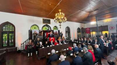 Numan Kurtulmuş: Cumhuriyetteki hedefimiz yenilenmeli