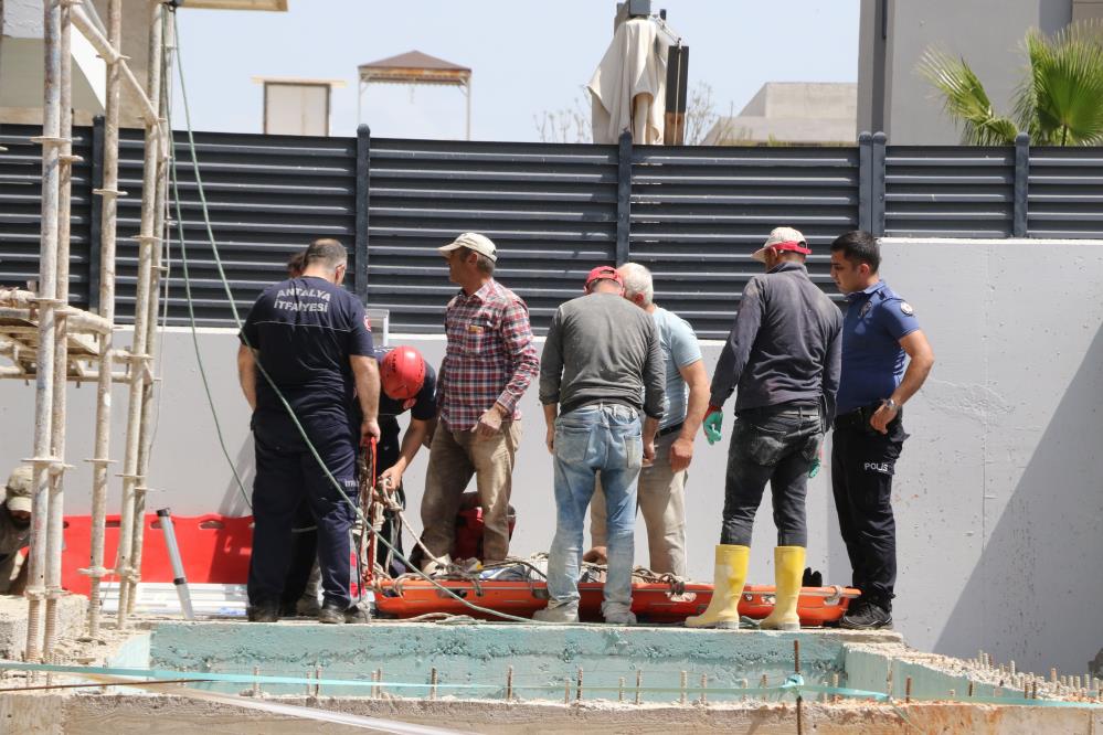 İnşaat işçisi villanın jeneratör odasına düşüp yaralandı